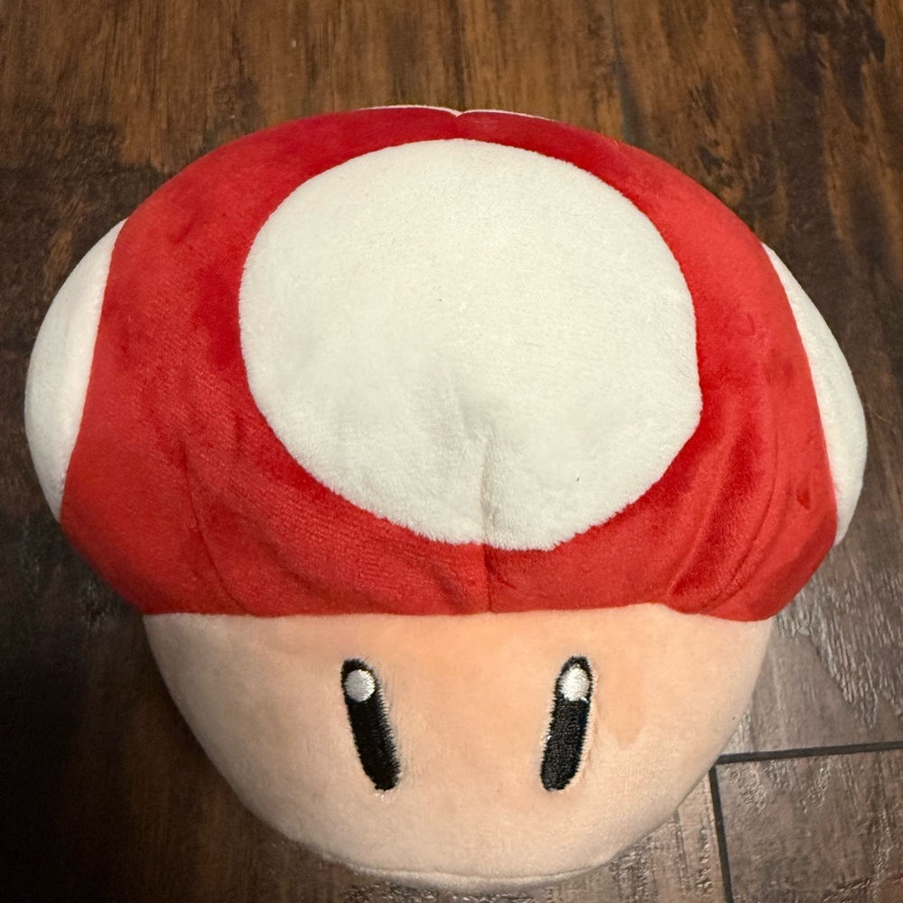 Nintendo Super Mario Bros Red and White Mushroom Junior Plush Club Mocchi-Mocchi